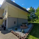 アパート Ella アルノルトシュタイン